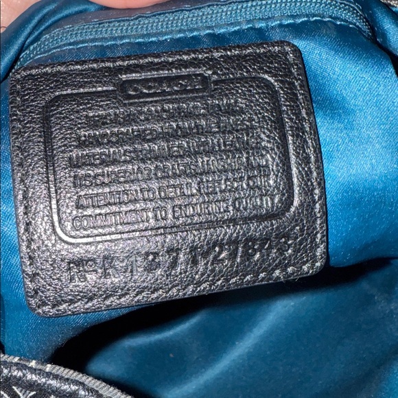 Coach Madison Phoebe Signature Shoulder Bag EUC (with unbranded dust bag) - Picture 3 of 7